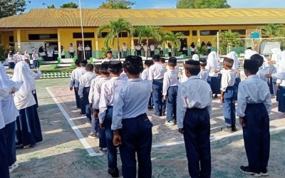 MTsN Manggarai Luncurkan Buku Tamu dan Layanan Izin Digital