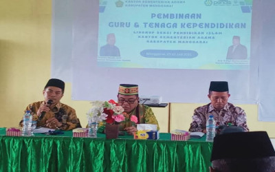 “Menata Hati, Menjunjung Akhlak, Menguatkan Madrasah: Spirit Baru ASN MTs Negeri Manggarai”